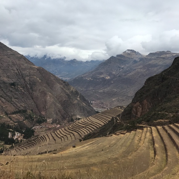 Meet your Posher, Mindy - Picture 1 of 1